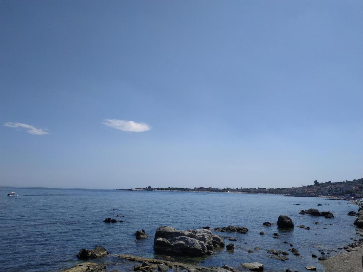 Casa In Borgo Marinaro Apartment Giardini Naxos Luaran gambar